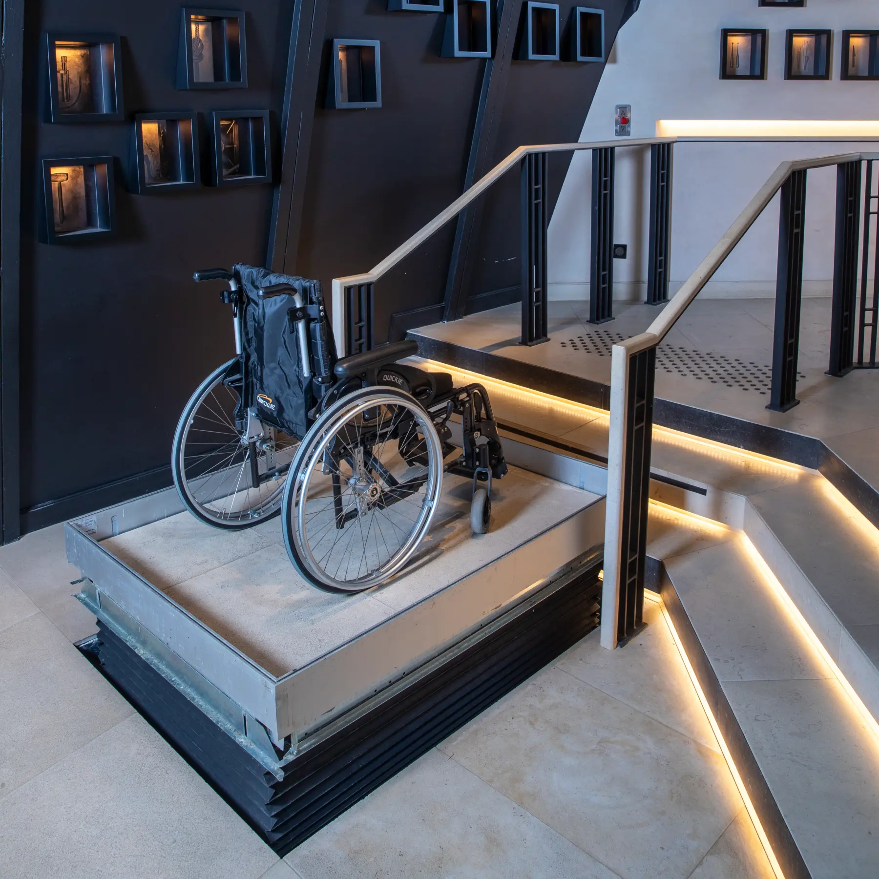 6573 08 lp50h eiffel tower paris 2021 1 &ndash; Ecolift Elevator